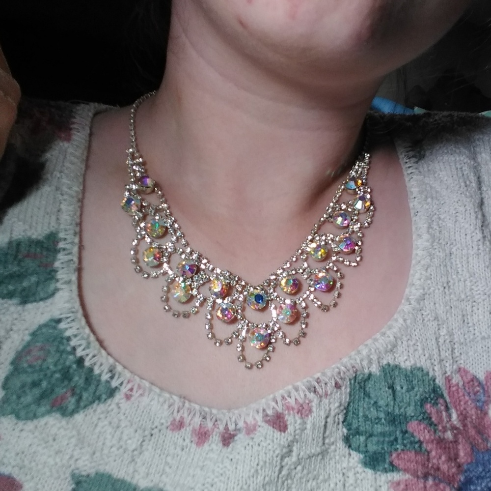 Sparkly Rhinestone Necklace